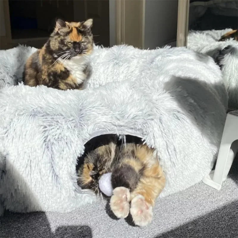 Plush Cat Bed with Tunnel for Indoor Cats Multifunctional Cat Tunnel Bed with Peephole  Fluffy Donut Cat Bed with Tunnel Ruimtebesparend - product feature